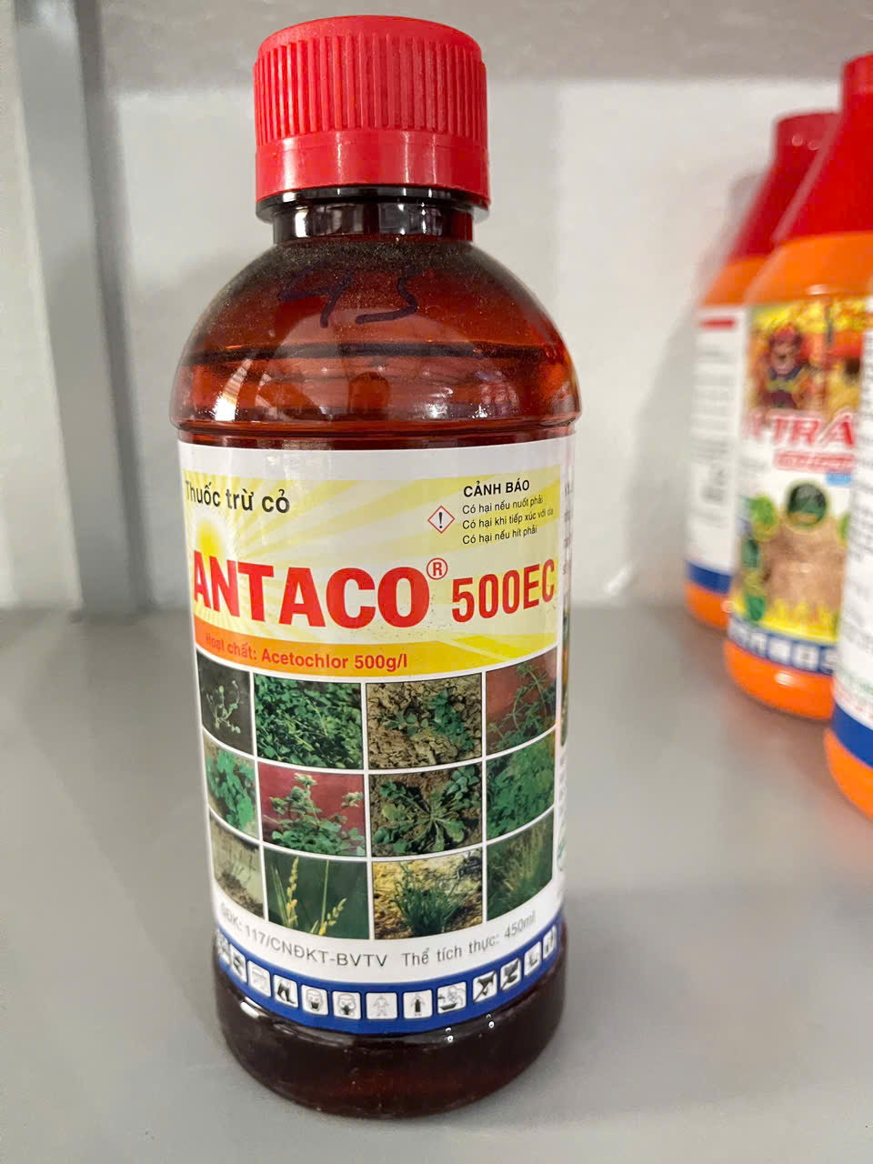 Thuốc diệt cỏ giá rẻ ở cẩm mỹ